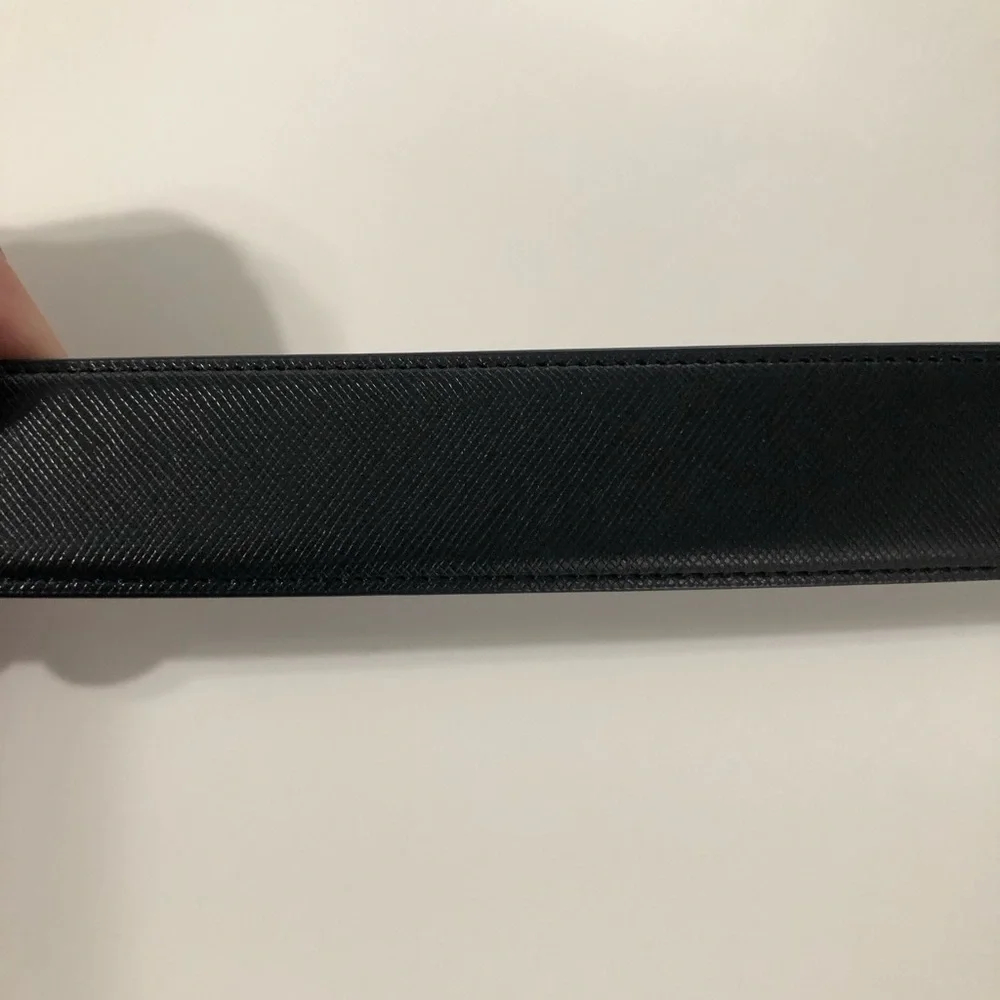 Perry Ellis reversible belt black or brown leather silver tone buckle‎